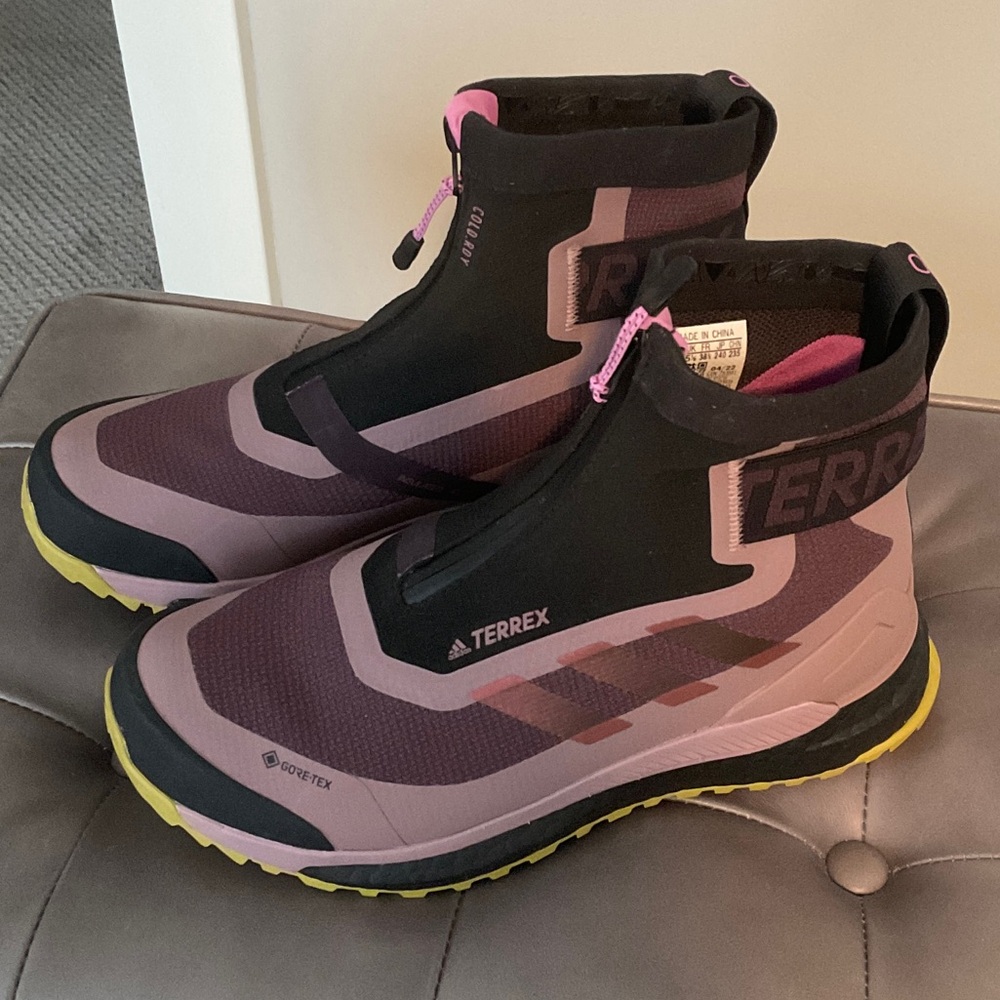 adidas Terrex Winter Boots - Black and Pink